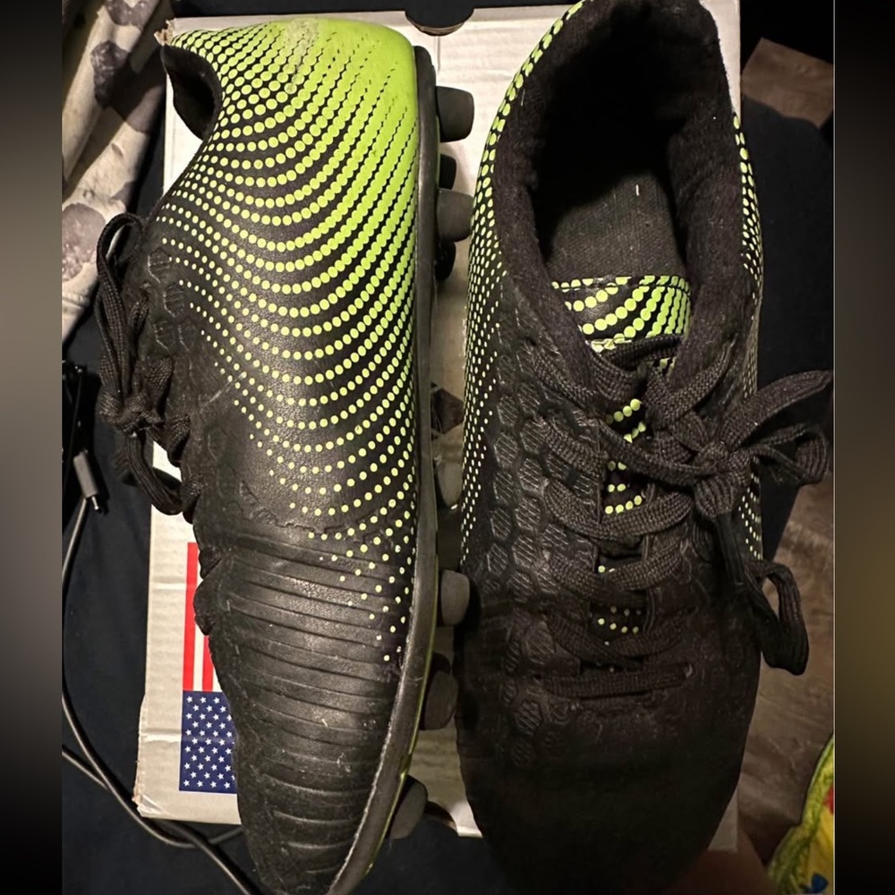 Youth Cleats